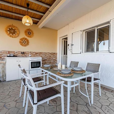 Aperanto Galazio Apartment Archangelos  Extérieur photo