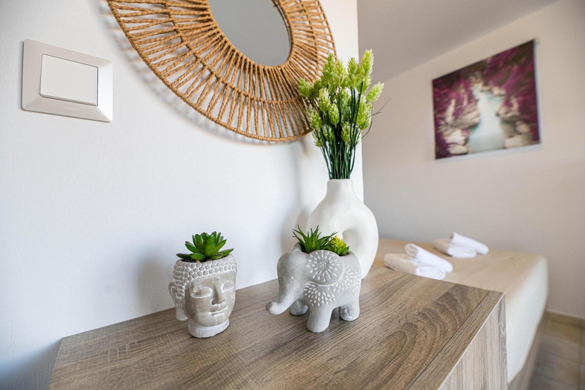 Aperanto Galazio Apartment Archangelos  Extérieur photo