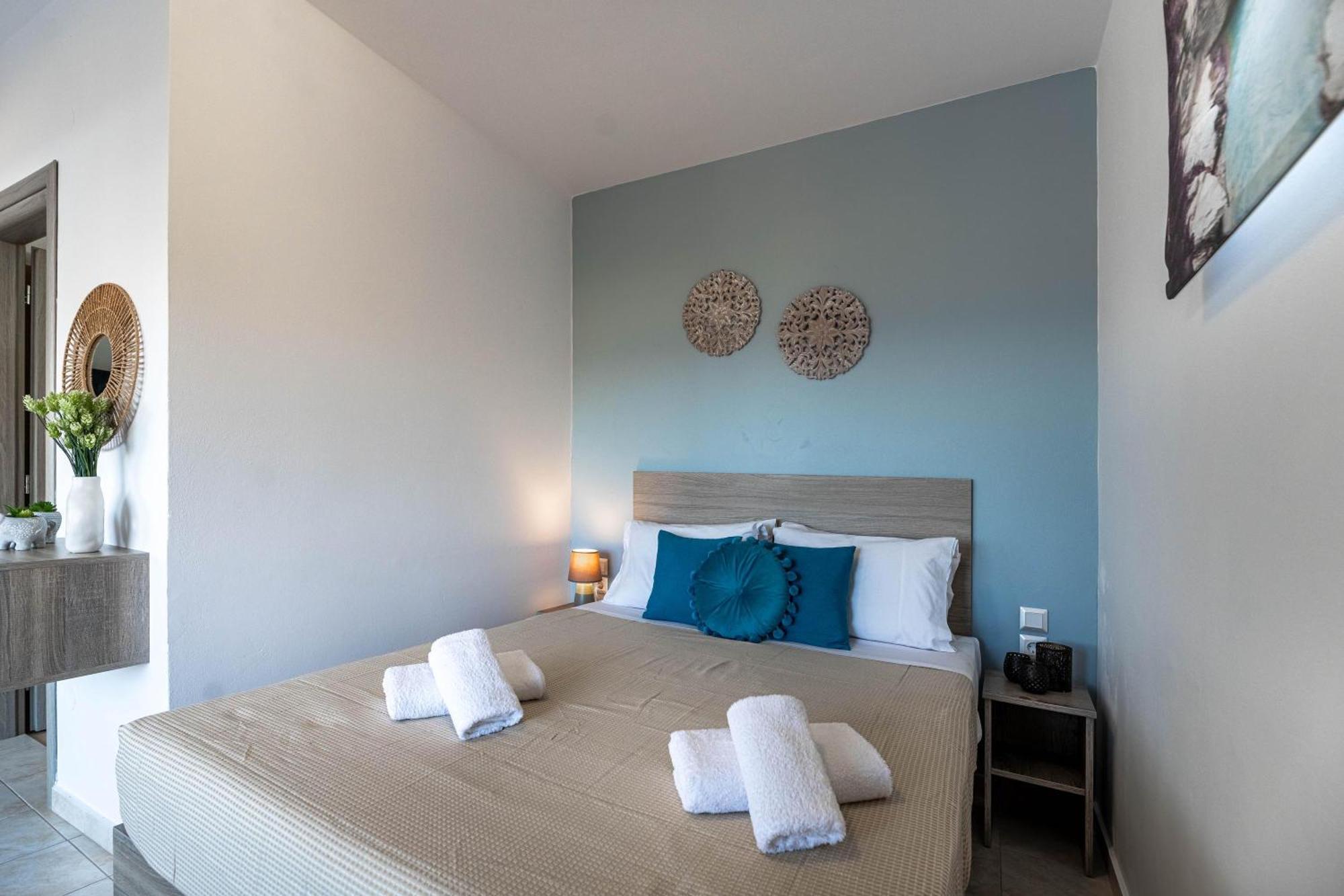 Aperanto Galazio Apartment Archangelos  Extérieur photo