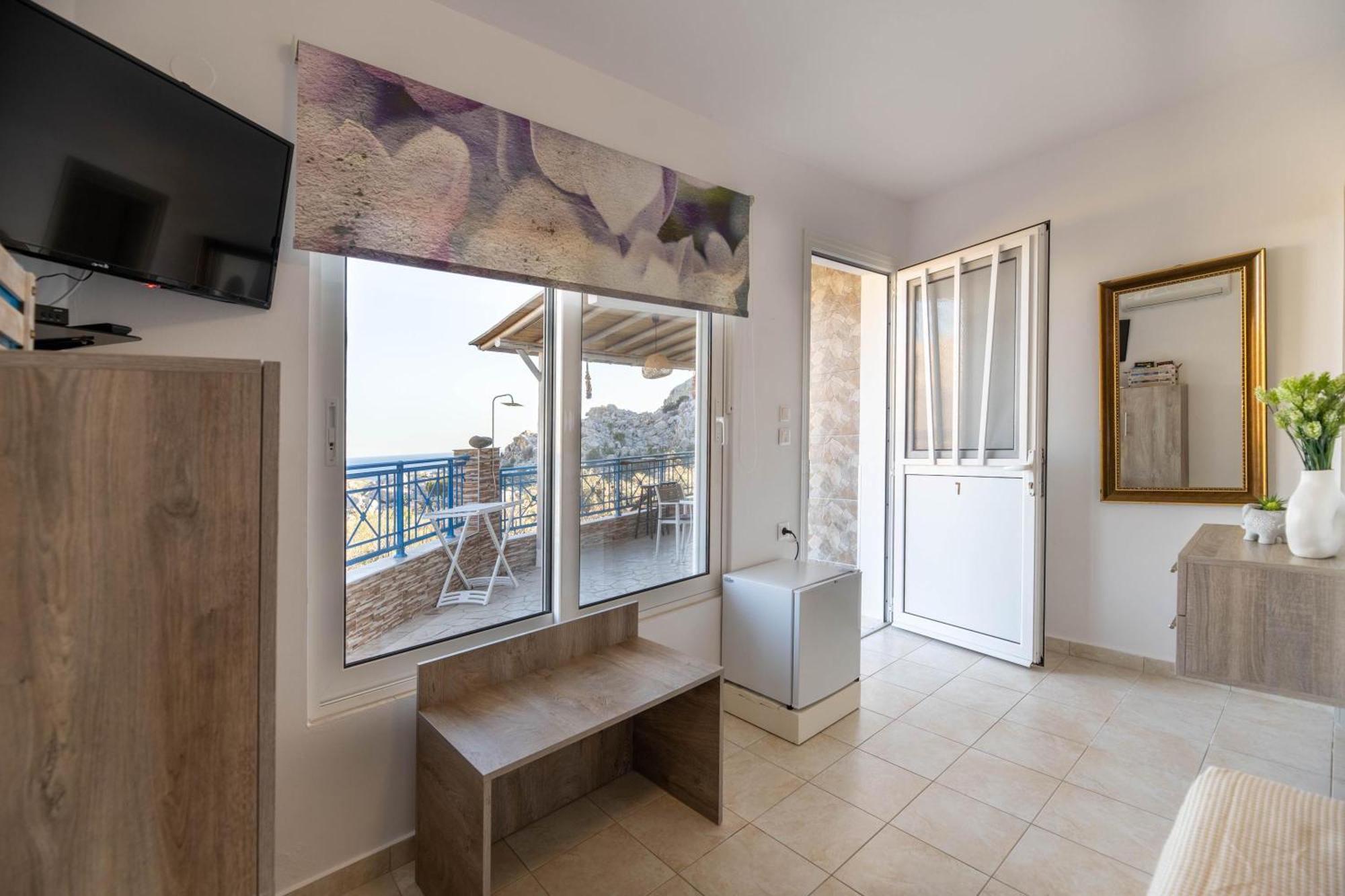 Aperanto Galazio Apartment Archangelos  Extérieur photo